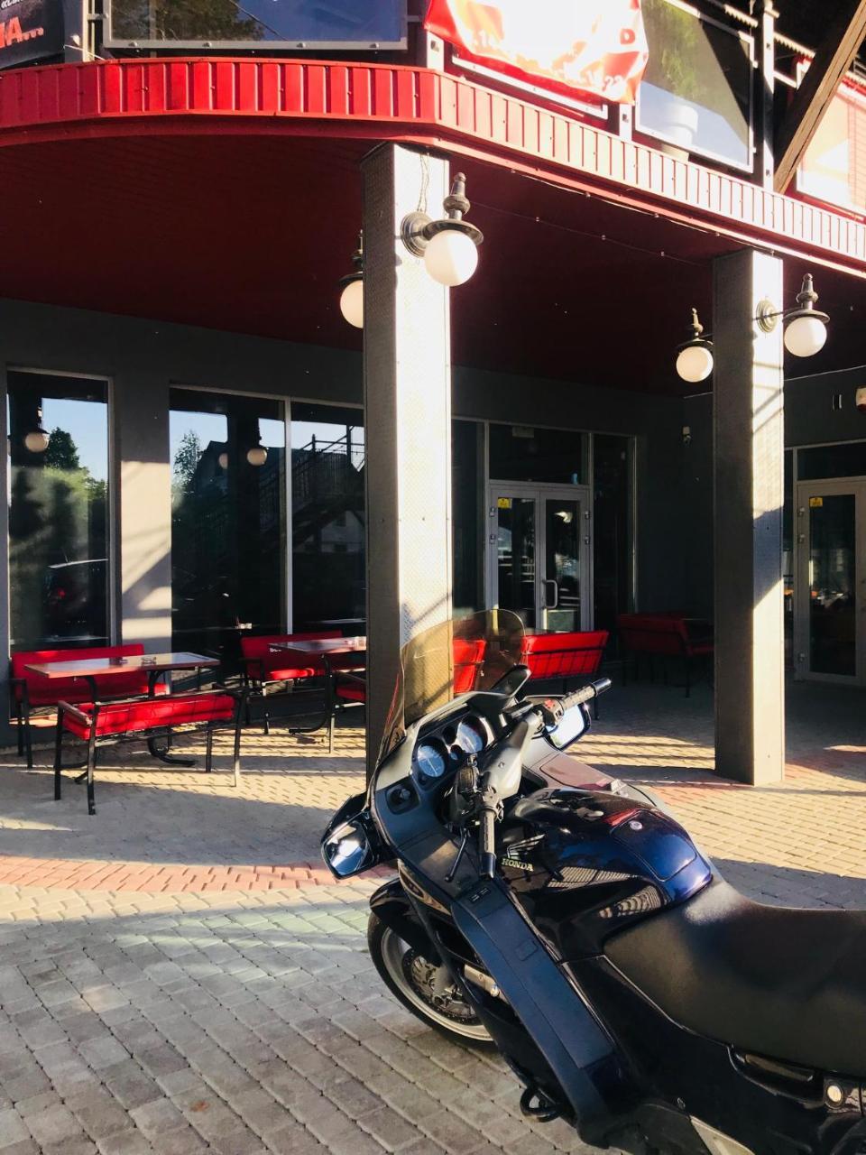 Motozona Hotel Brjuhovicsi Kültér fotó