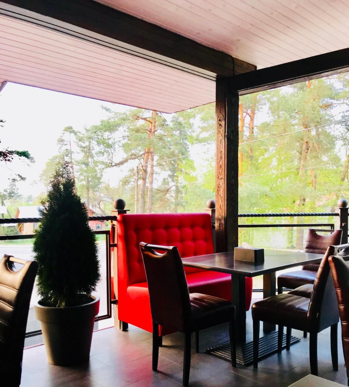 Motozona Hotel Brjuhovicsi Kültér fotó